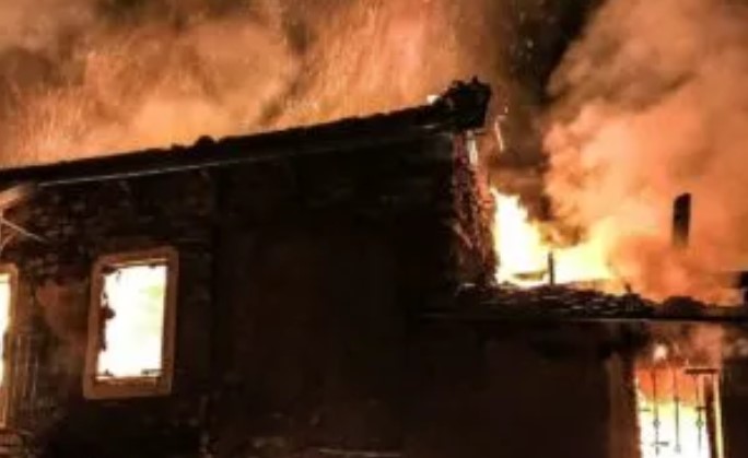 Un homme incendie la maison de son ex-épouse à cause de…