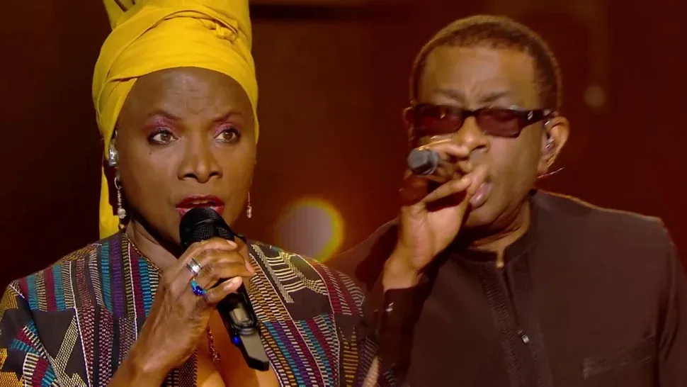 Youssou Ndour et Angélique Kidjo enflamment le plateau dans un moment historique (vidéo)