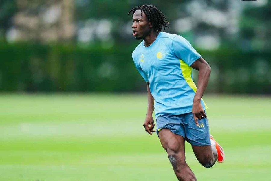 le latéral de Manchester City qui a grandi dans l&rsquo;ombre et brille en pleine lumière