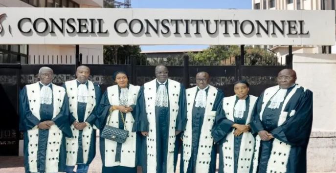 Le Conseil constitutionnel censure les deux dispositions les plus répressives à l’encontre des médias.