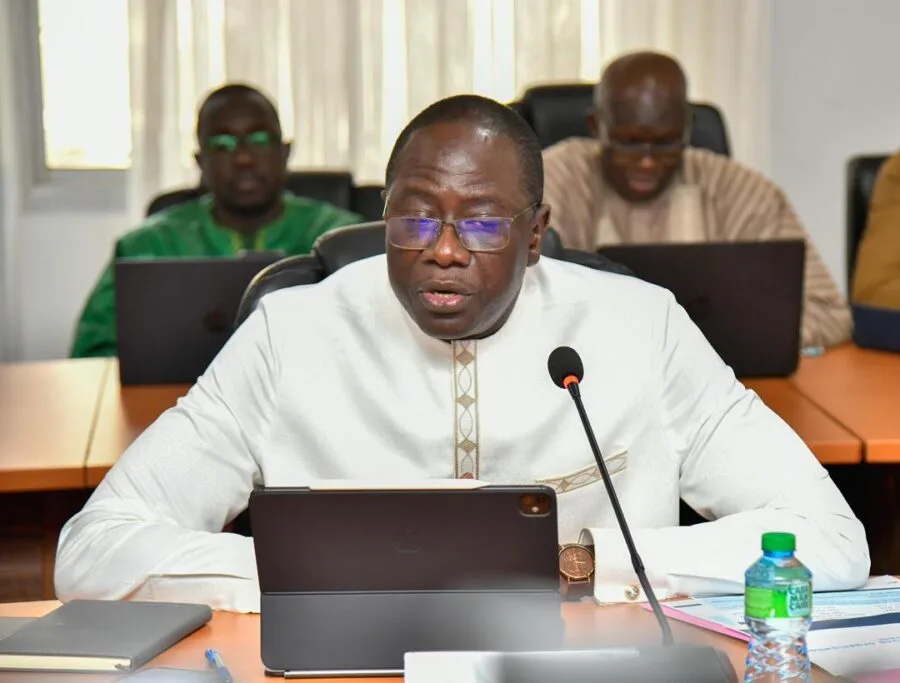 début des auditions des ministres, une première historique dans le contrôle parlementaire