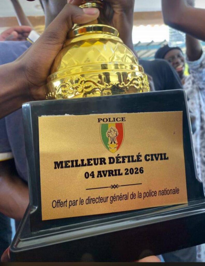 4Avril, L’École polytechnique de Thiès remporte la meilleure parade du défilé civil