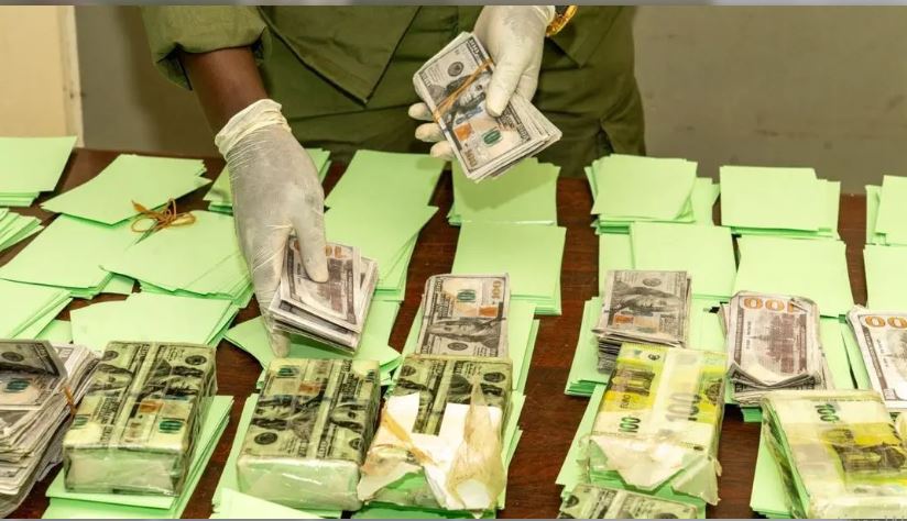 Enorme coup de filet des Douanes, plus de 6 milliards FCFA de faux billets saisis