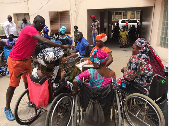 Diomaye Faye renforce l’action sociale de l’État