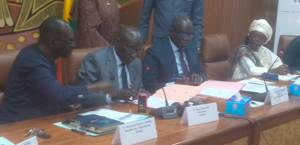 l’OFNAC et l’UCAD officialisent leur collaboration…