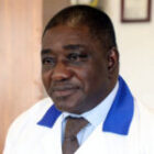 Sacré numéro 1 en microbiologie, le Pr. Souleymane Mboup entre dans l’élite mondiale des chercheurs