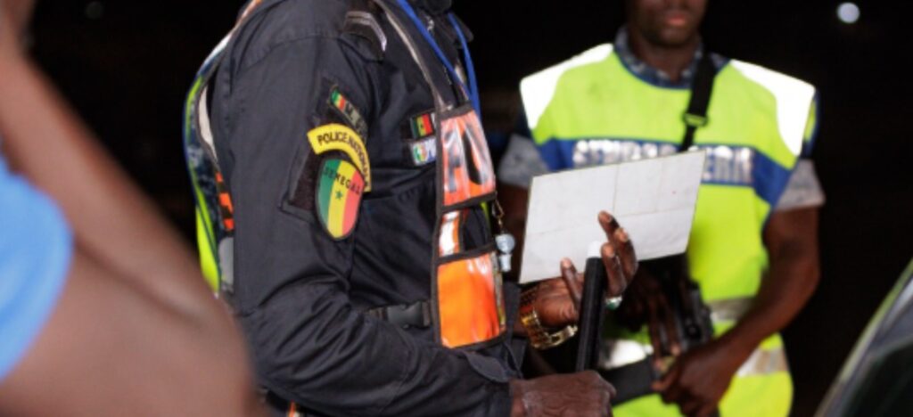 une tentative d’agression tourne mal, un suspect blessé par une agente des forces de sécurité