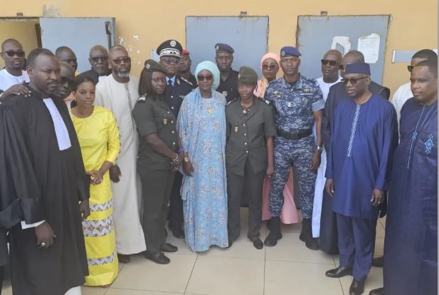 Yassine Fall constate une juridiction surchargée