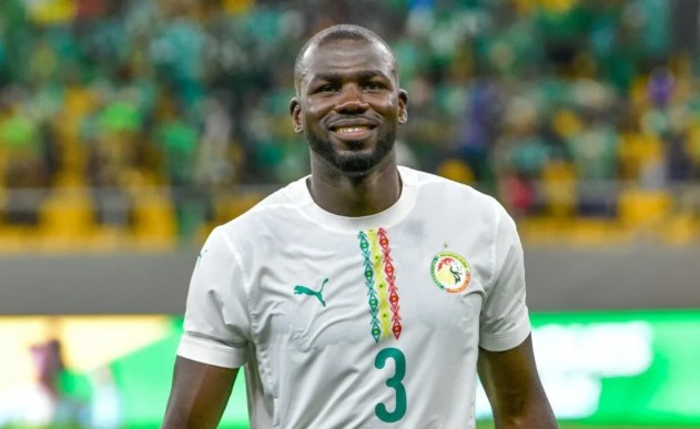 Le capitaine se fait draguer par une fille en direct (vidéo)