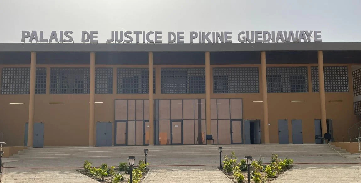 Lourde peine pour le 1er homosexuel condamné au TGI de Guédiawaye, il s&rsquo;agit de…