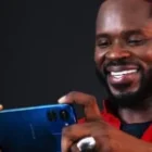 Comment un seul téléphone a fait tomber 68 personnes