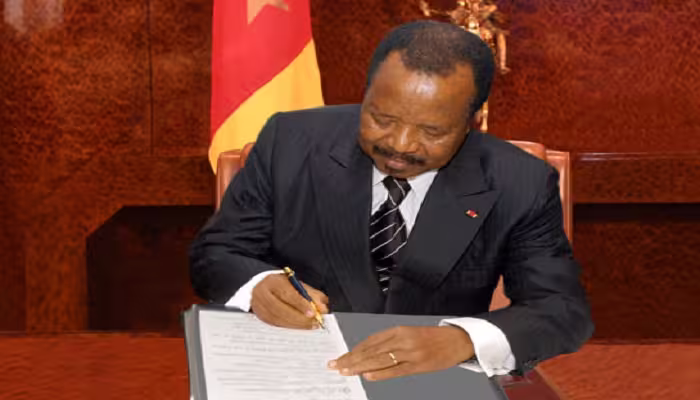 le Parlement crée un poste de vice-président pour la succession de Paul Biya