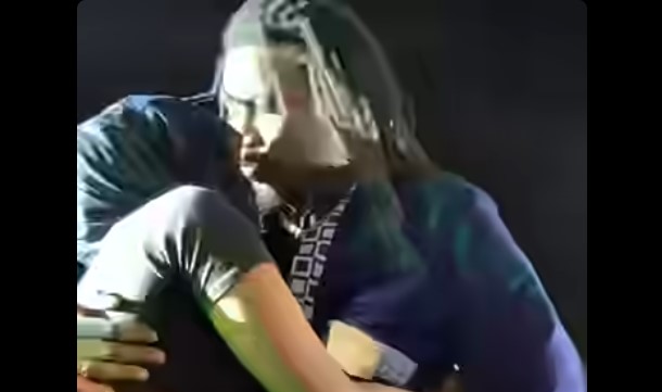 Wally Seck enflamme Thiès et déclenche une polémique avec une fan (vidéo)