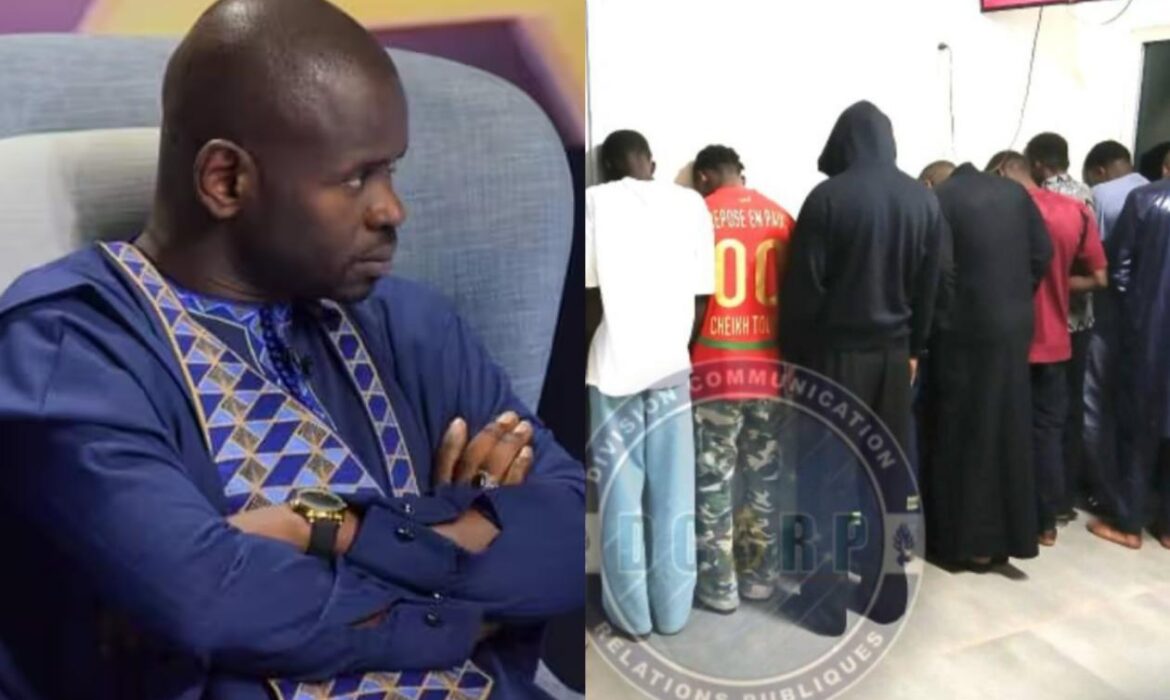 Un autre journaliste tombe à la dernière minute, son identité révélée