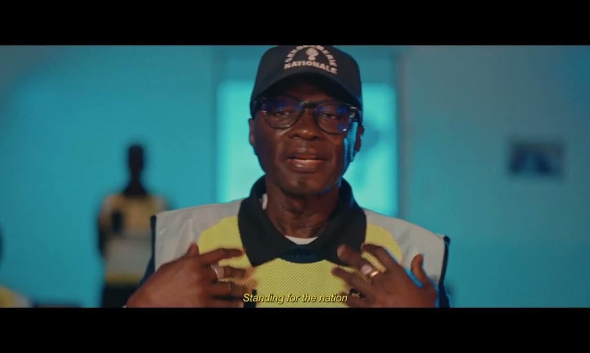 Omar Pène dévoile « Honneur et Patrie », un nouveau titre dédié à la Gendarmerie