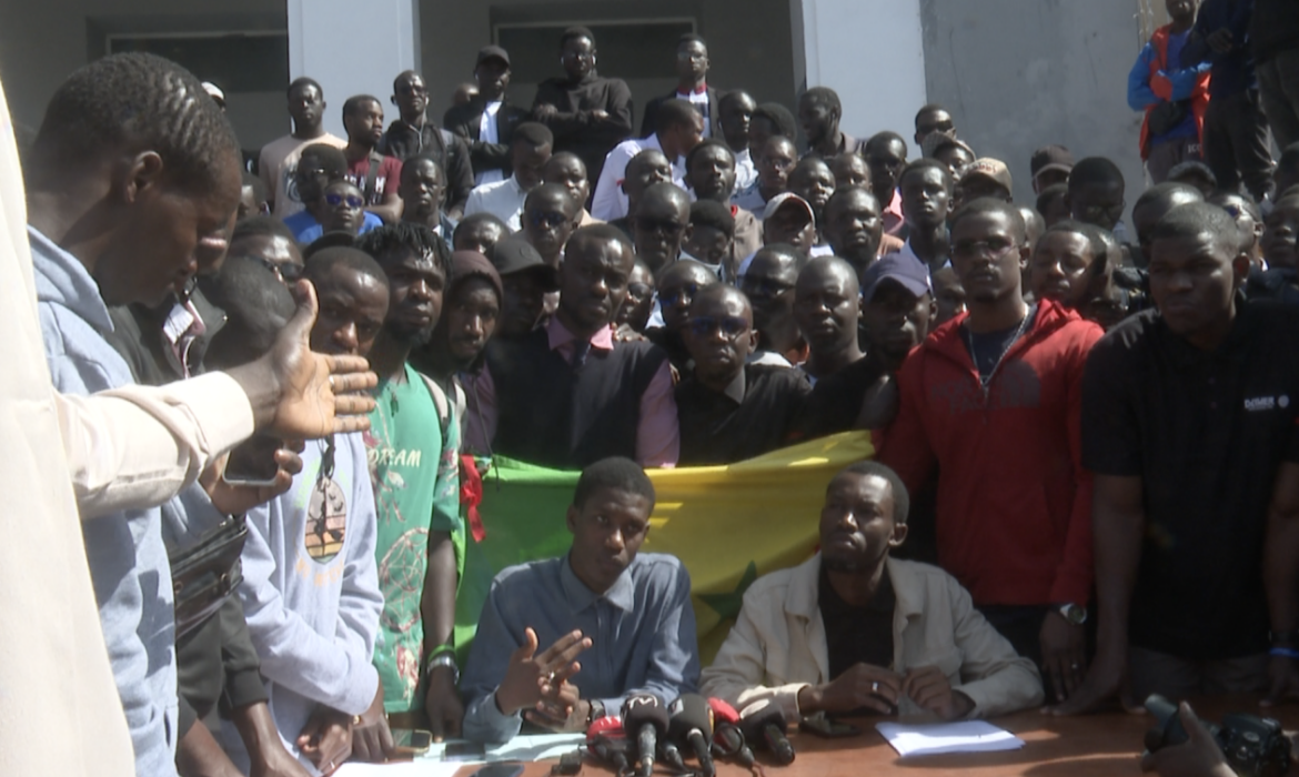 Le collectif des amicales décrète une journée noire le 9 avril