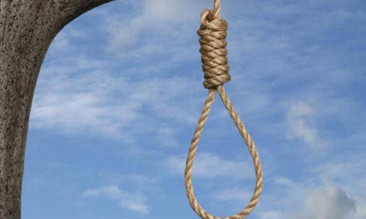 un maçon de 45 ans retrouvé mort par pendaison, une enquête ouverte