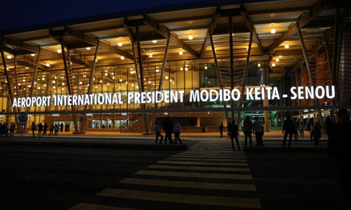 les vols reprennent à l’aéroport Modibo Keita après une suspension temporaire liée aux attaques terroristes