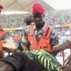 Les tristes larmes de Franc après la défaite de Modou Lo (vidéo)