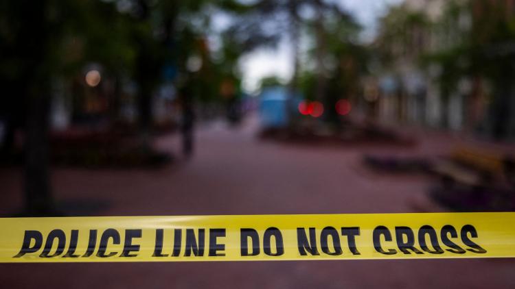 trois étudiants blessés par balles