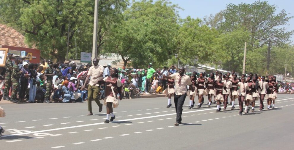 Ibrahima Junior Solly, l&rsquo;élève en Terminale qui s&rsquo;est écroulé lors du défilé, est finalement décédé