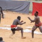 Surprise générale à l&rsquo;Arène nationale entre le fils de Modou Lo, Petit Lo et Bouba (vidéo)