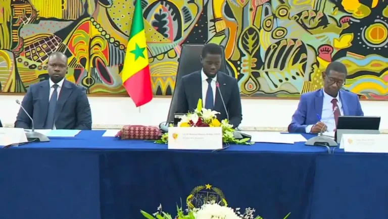 Dialogue national : Diomaye Faye annonce des consultations avec des anciens Premiers ministres et ministres …