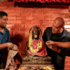 la statue de Bouddha volée à Katmandou retrouve son temple après un détour par New York