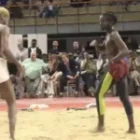 (Vidéo) Badou Sylla bat Mara à Paris dans une séquence qui a fait rire les internautes