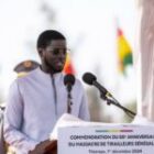 Bassirou Diomaye Faye demande une seconde lecture après deux versions du texte