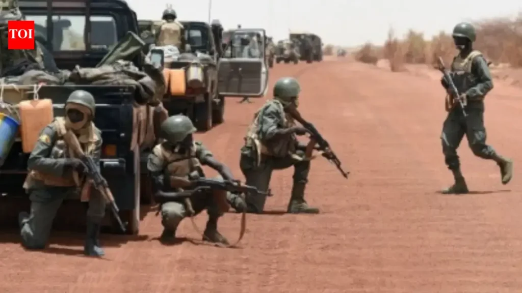 Après au moins 70 morts au Mali, le JNIM annonce aussi un blocus de Bamako