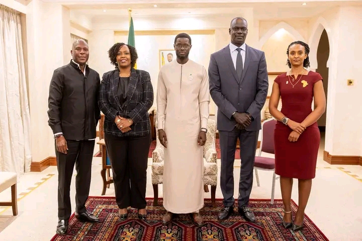 Diomaye Faye échange avec la directrice de NBA Africa