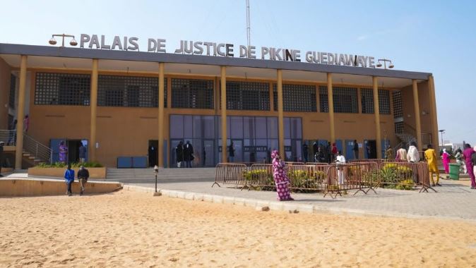 « Acte contre nature »: 7 ans de prison infligés à deux personnes surprises en pleins ébats au quartier Afia 5