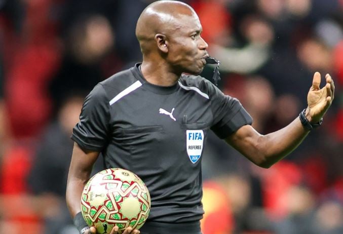 l’AS FAR rejette l’arbitre Jean-Jacques Ndala et exige son remplacement immédiat