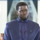 Bassirou Diomaye Faye s’adresse aux militants par vidéo avant son déplacement à Nairobi