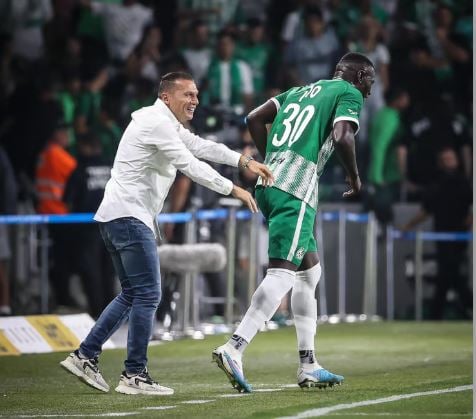 l’hommage fort du coach du Maccabi Haïfa à Abdoulaye Seck