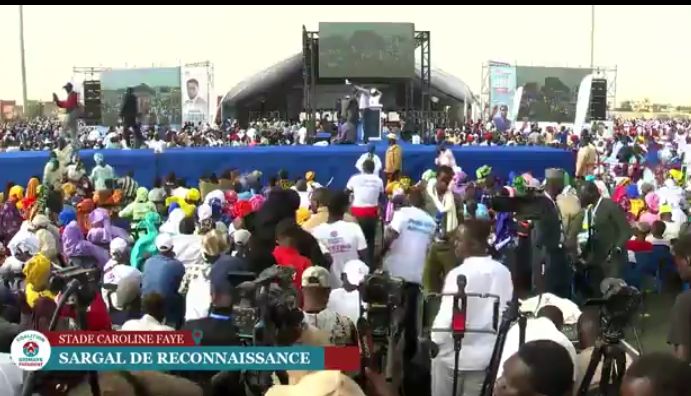 suivez en direct le grand meeting de la coalition Diomaye Président
