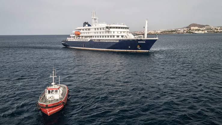 « ils n&rsquo;ont pas pris le problème au sérieux », dénonce un ex-passager de la croisière contaminée