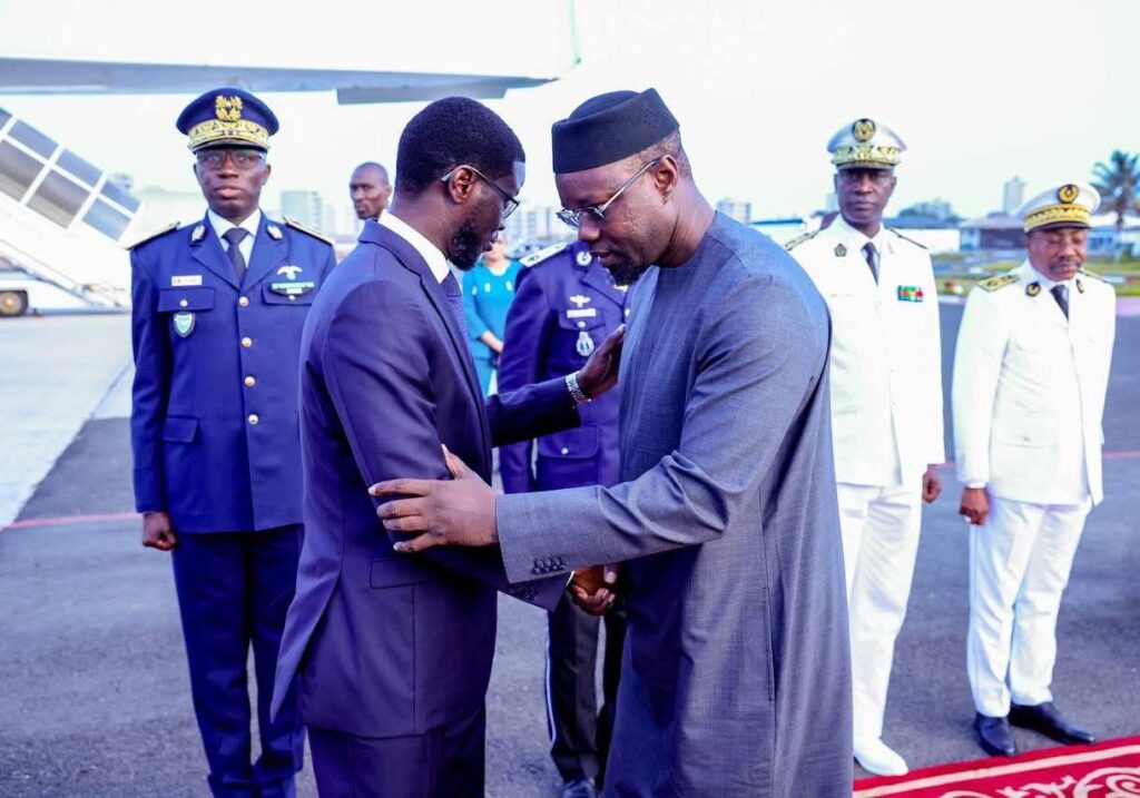 Le président Bassirou Diomaye Faye quitte Dakar pour Nairobi