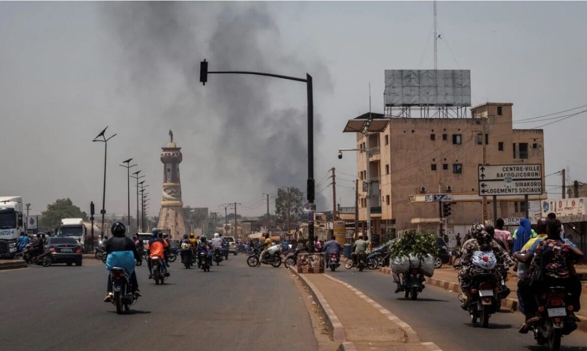 plus de 30 morts dans deux attaques dans le Centre revendiquées par les jihadistes du JNIM
