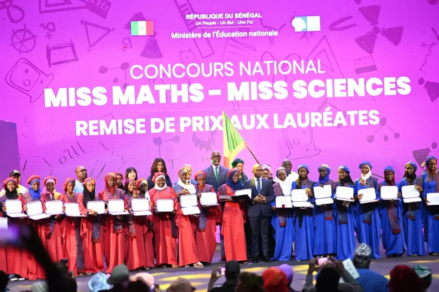 les élèves Adja Soda Sarr et Mame Bousso Mbacké Guèye vont représenter l’académie de Dakar
