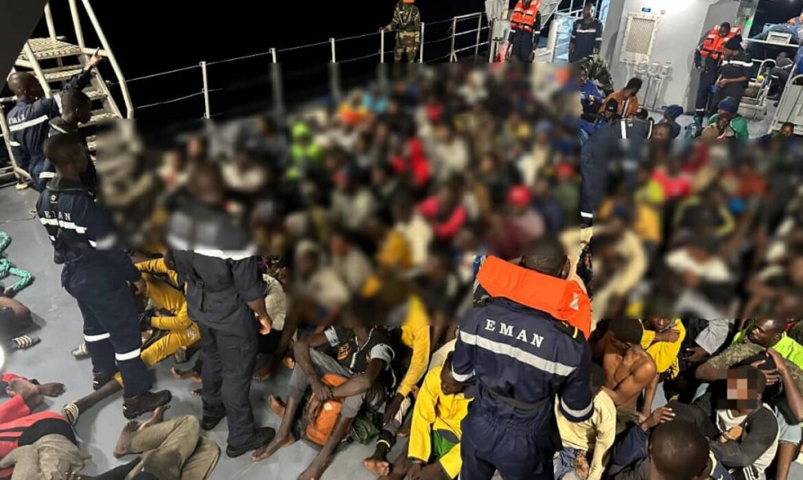 Saint-Louis : Une pirogue transportant plus de 150 migrants interceptée après une panne en mer