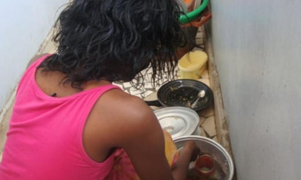 Ce que changent les nouvelles mesures sociales pour les travailleurs domestiques
