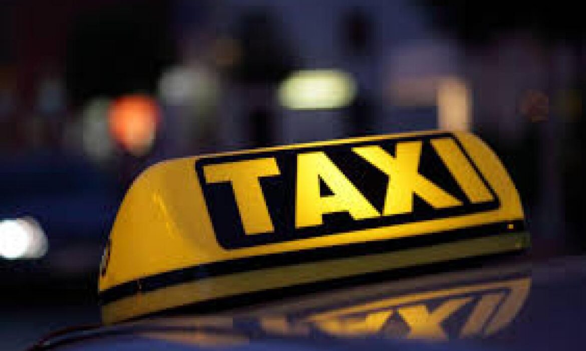 Le gestionnaire d&rsquo;une tontine de 17 millions se volatilise avant la fête, 80 chauffeurs de taxi dépouillés