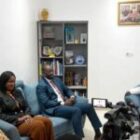Ousmane Sonko, Marie Rose Faye et Béatrice Germaine Faye reçus par l&rsquo;Archevêque