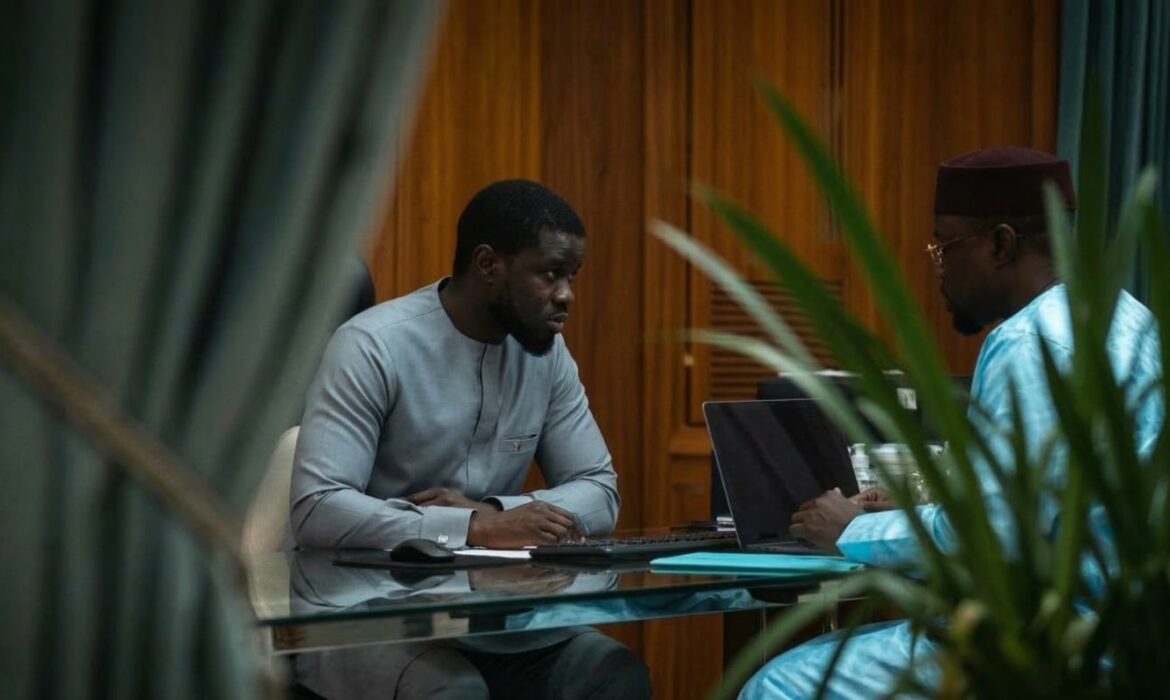 Bassirou Diomaye Faye met fin aux fonctions d’Ousmane Sonko et de son gouvernement